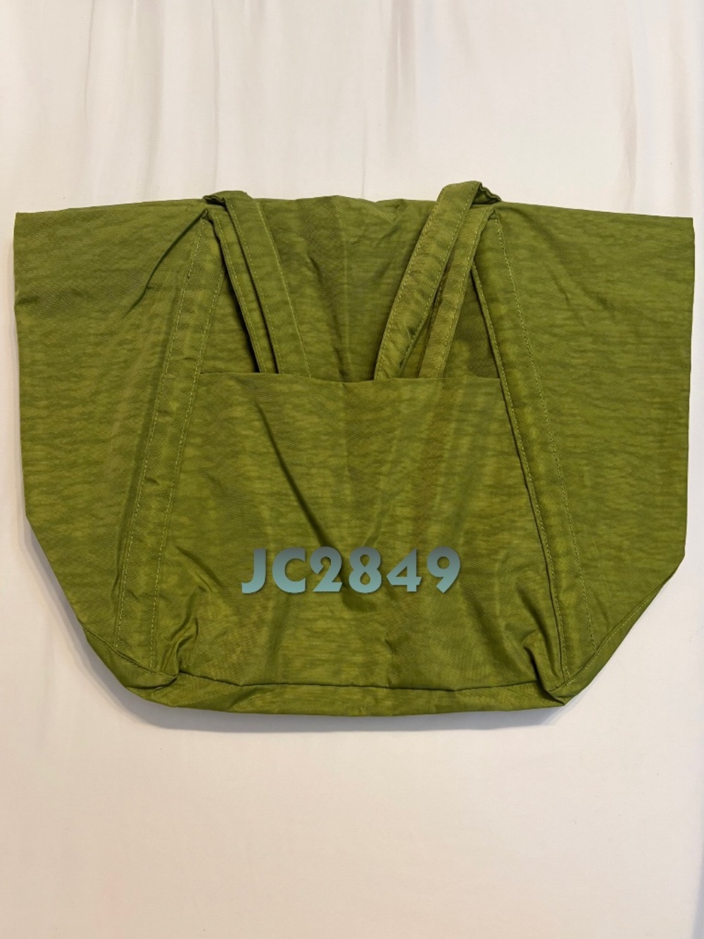 NWT BAGGU Cloud Bag (Green Juice)